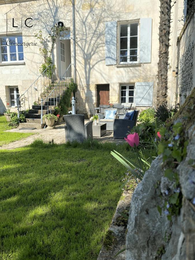 Gite Saint Joseph Loches Exterior photo